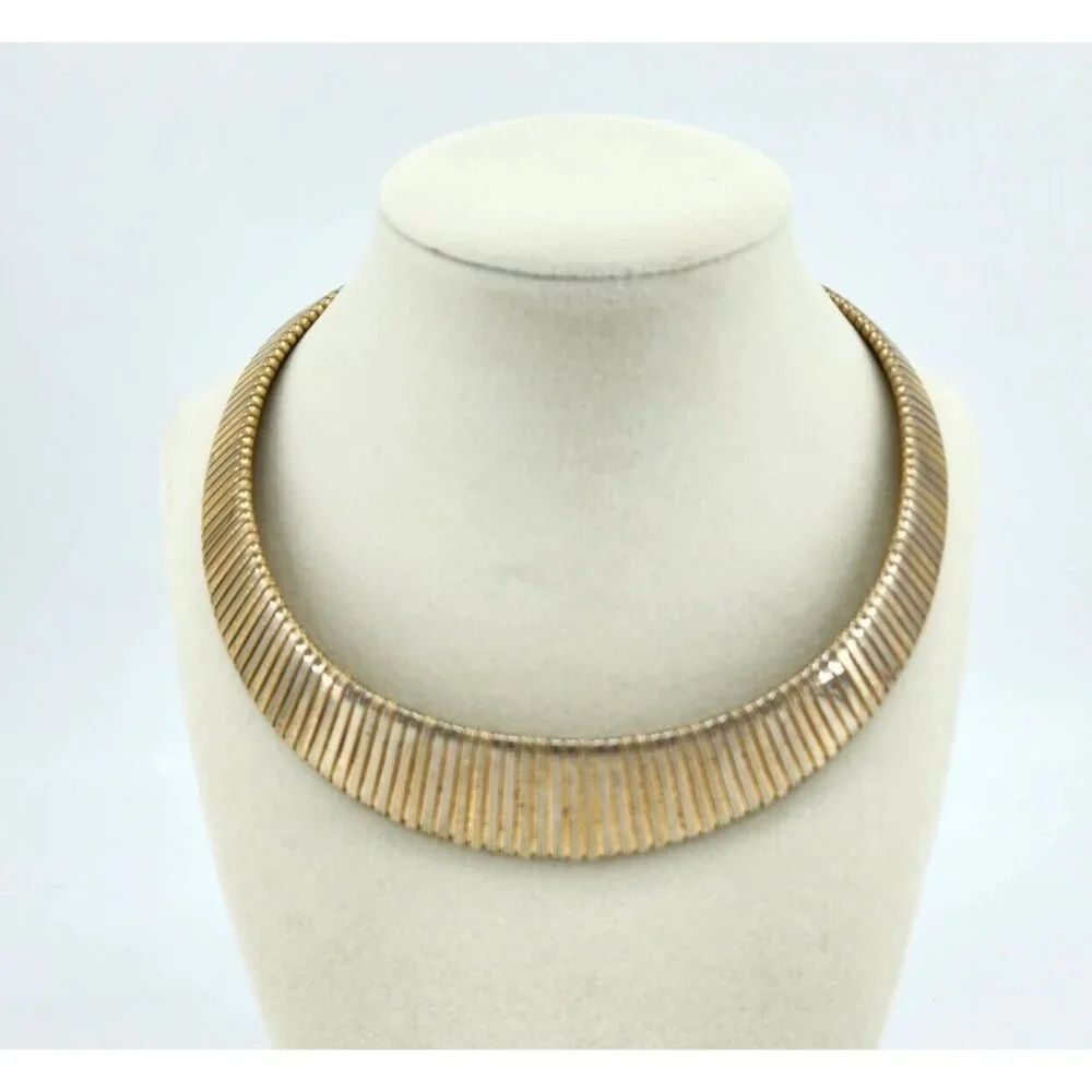 Vintage‎ Tubogas Style Wide Choker Chain Necklace Gold Tone Cleopatra Egyptian